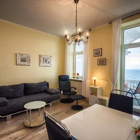Furstenhof Ferienwohnung 303 شقة *
